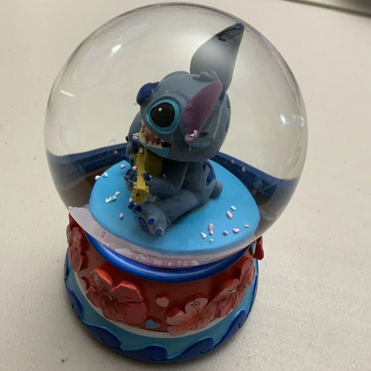 Stitch Globo de Nieve